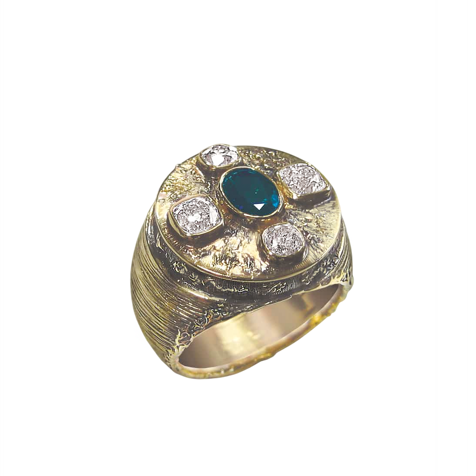 Кольцо с сапфиром и бриллиантами