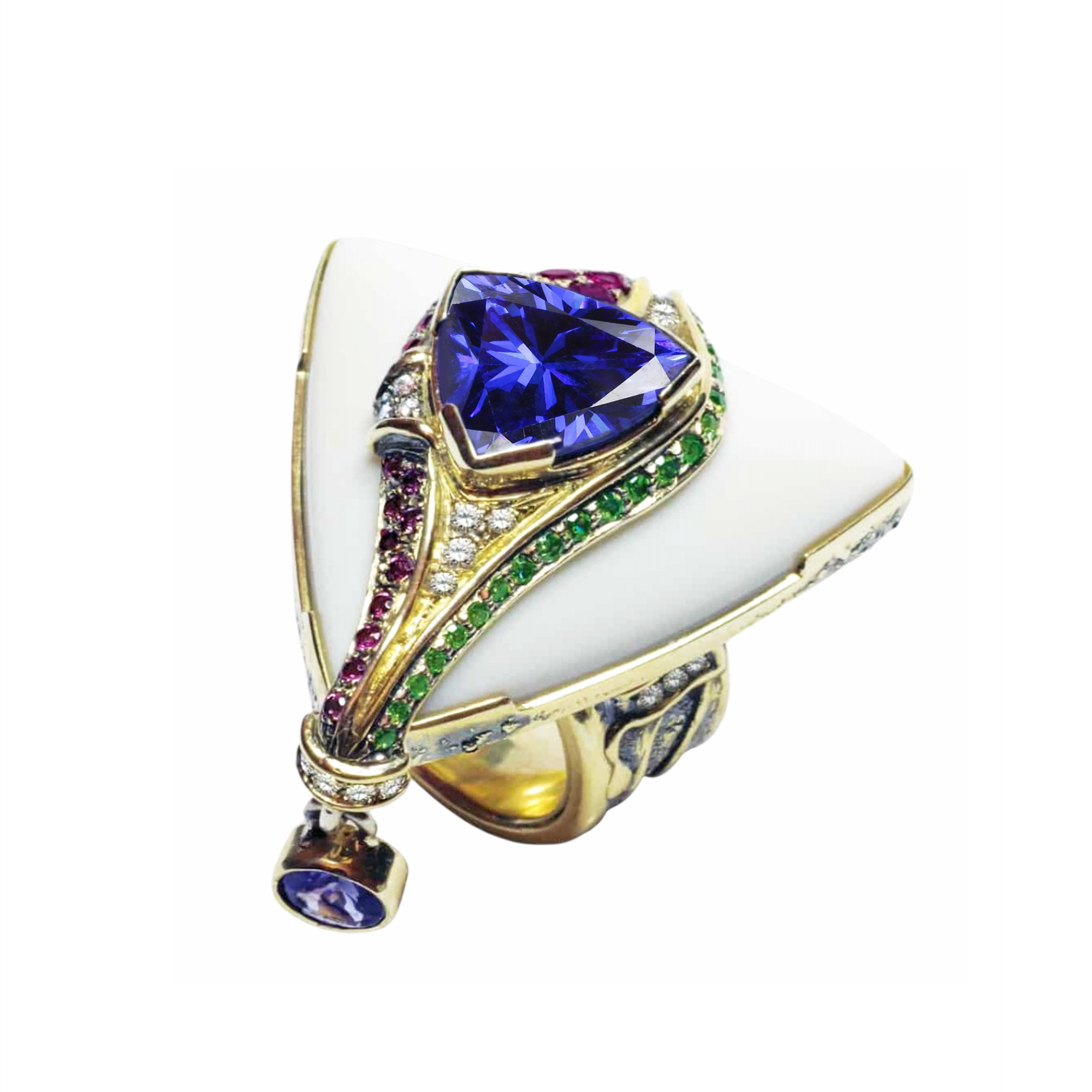 Кольцо с танзанитом