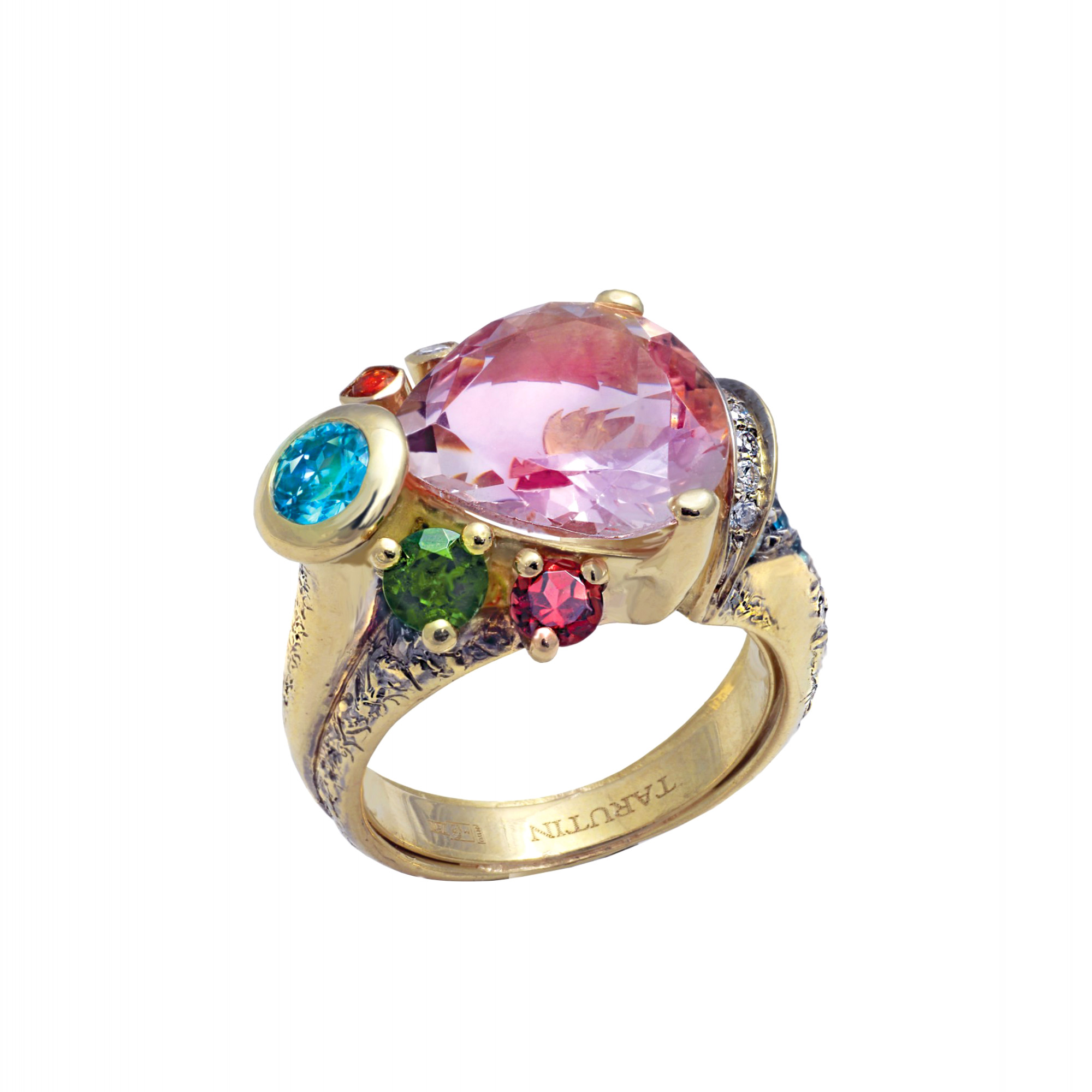 Кольцо с морганитом