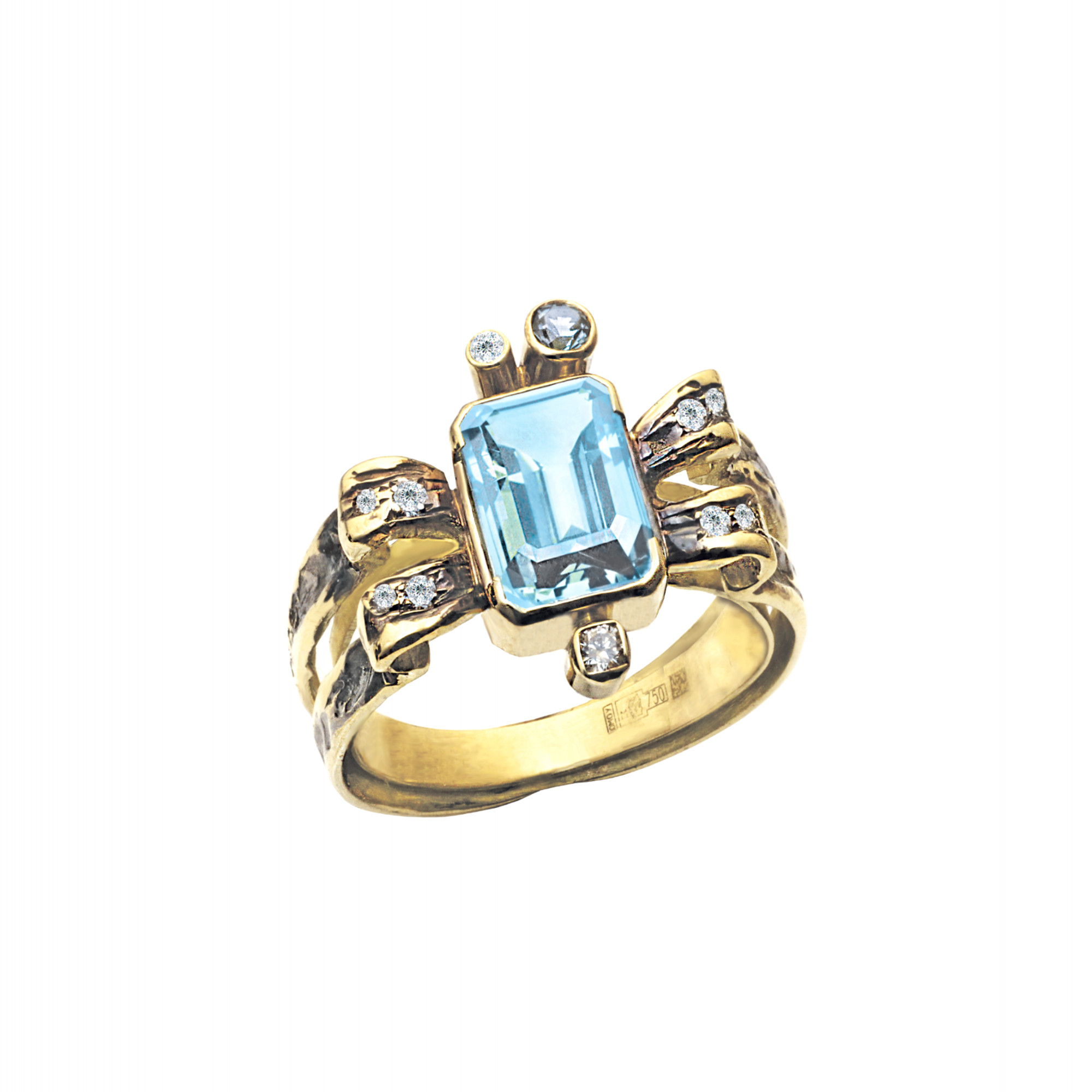 Кольцо с аквамарином