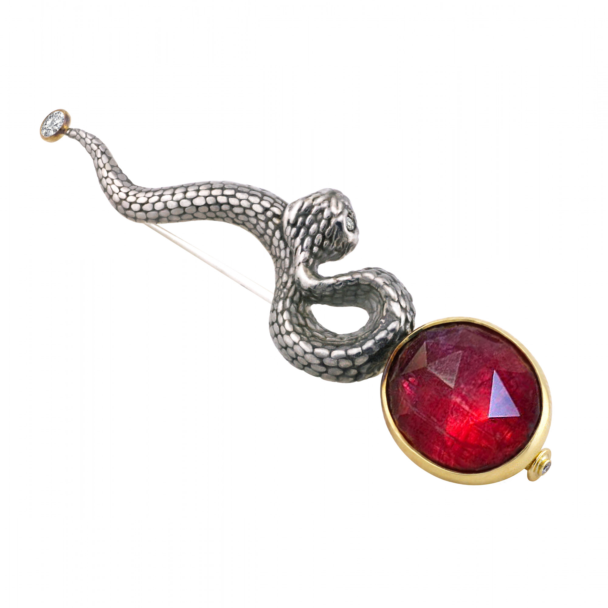 Брошь с рубеллитом