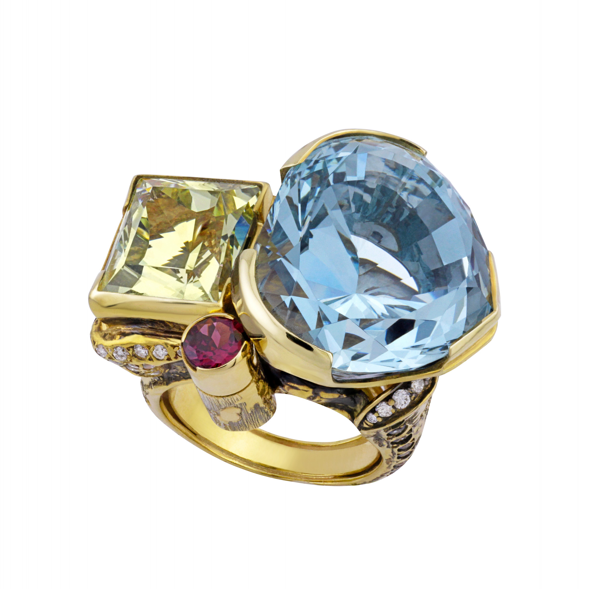 Кольцо с аквамарином