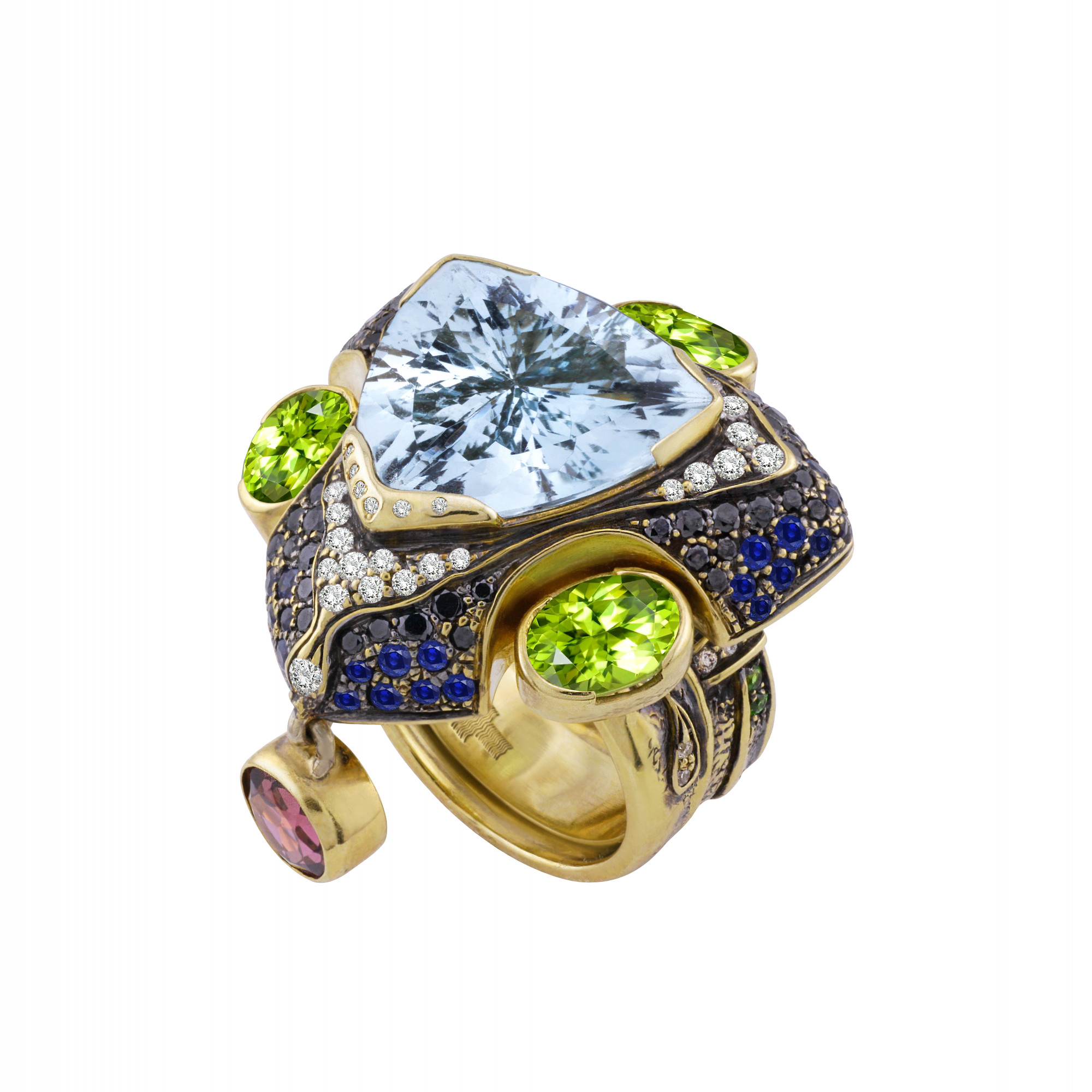 Кольцо с аквамарином и хризолитами