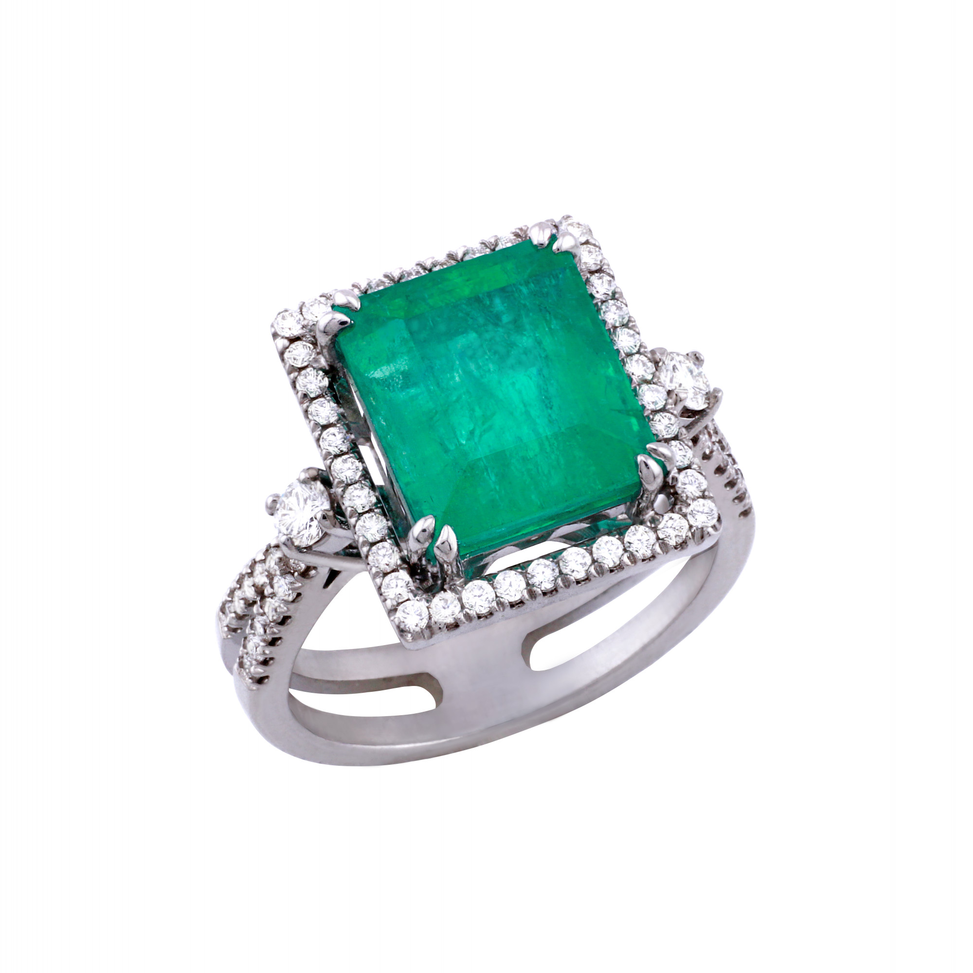 Кольцо с природным изумрудом